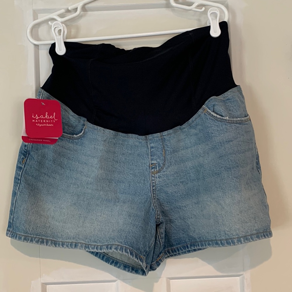 Isabel Maternity new with tags denim shorts